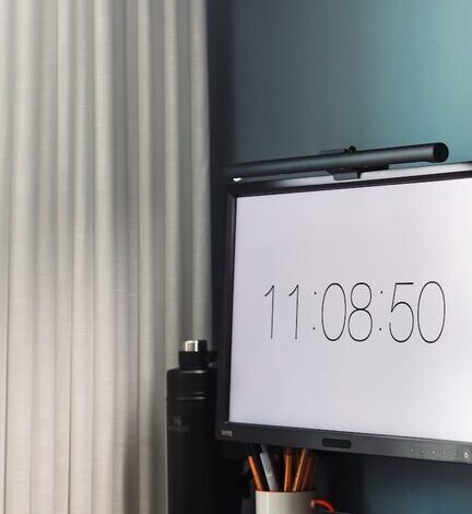 Tips for Creating a Relaxing and Productive Home Office Space